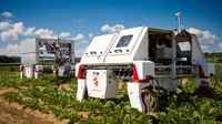 Robotereinsatz auf den Versuchsfeldern des Uni-Campus Klein Altendorf