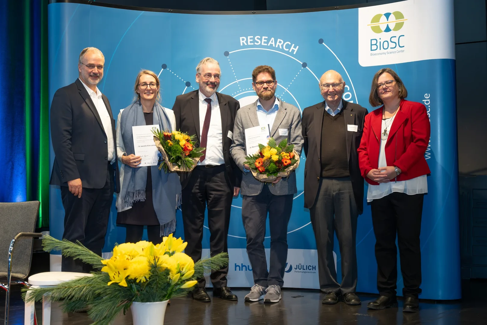 Jeanette Klink-Lehmann (zweite von links) von der Universität Bonn wurde gemeinsam mit Marco Löhrer (dritter von rechts) mit dem Christian Patermann Award ausgezeichnet.